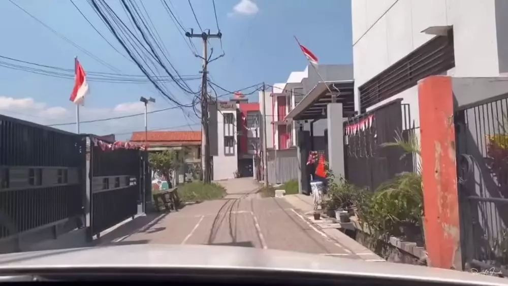 kos milik Samuel Zylgwyn © YouTube