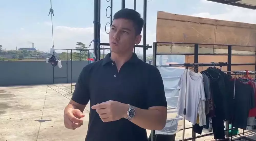 kos milik Samuel Zylgwyn © YouTube