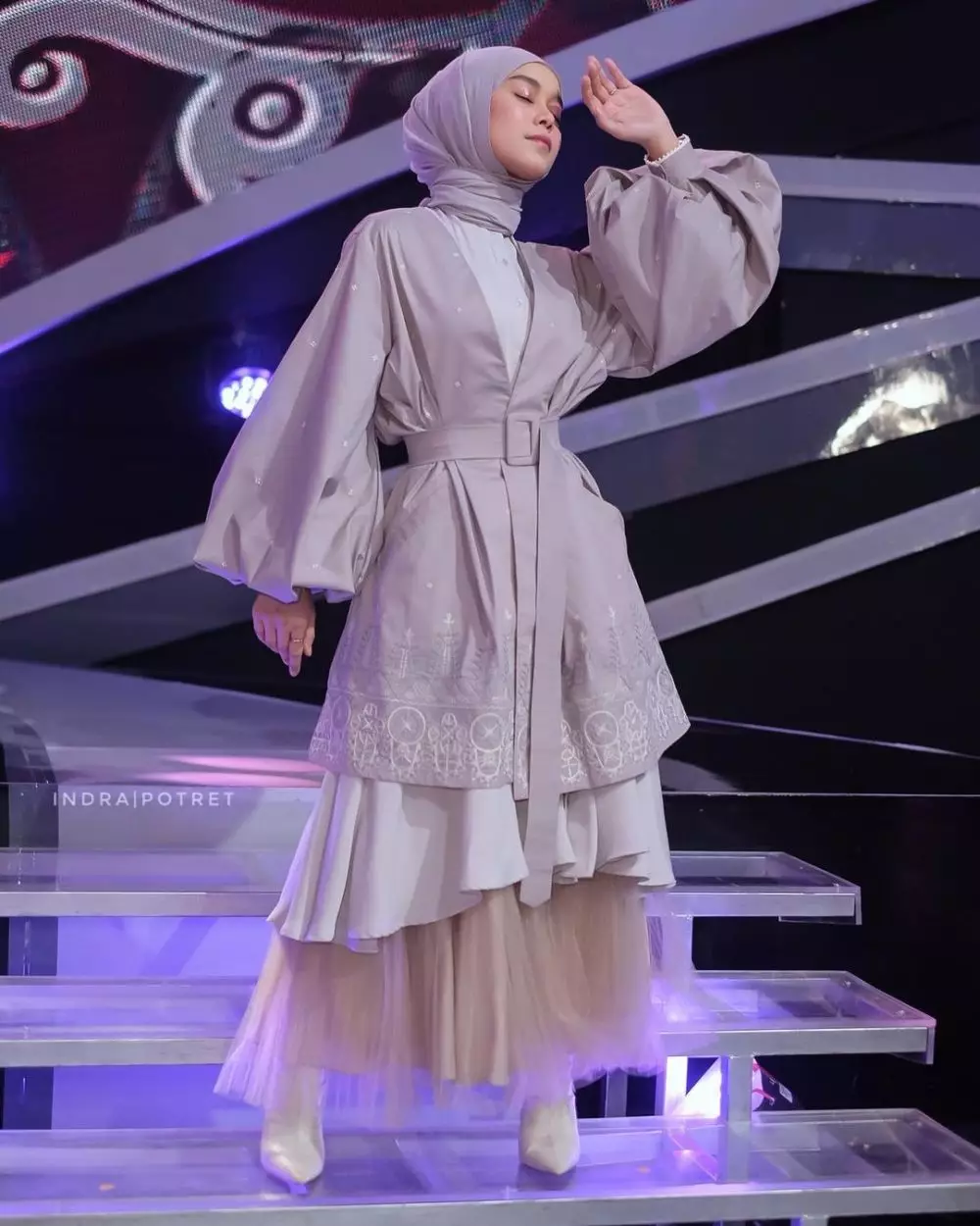 Harga tas mungil Lesty Kejora © Instagram