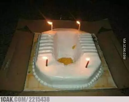 momen lucu tiup lilin ultah © 2021 1cak.com momen lucu tiup lilin ultah © 2021 1cak.com