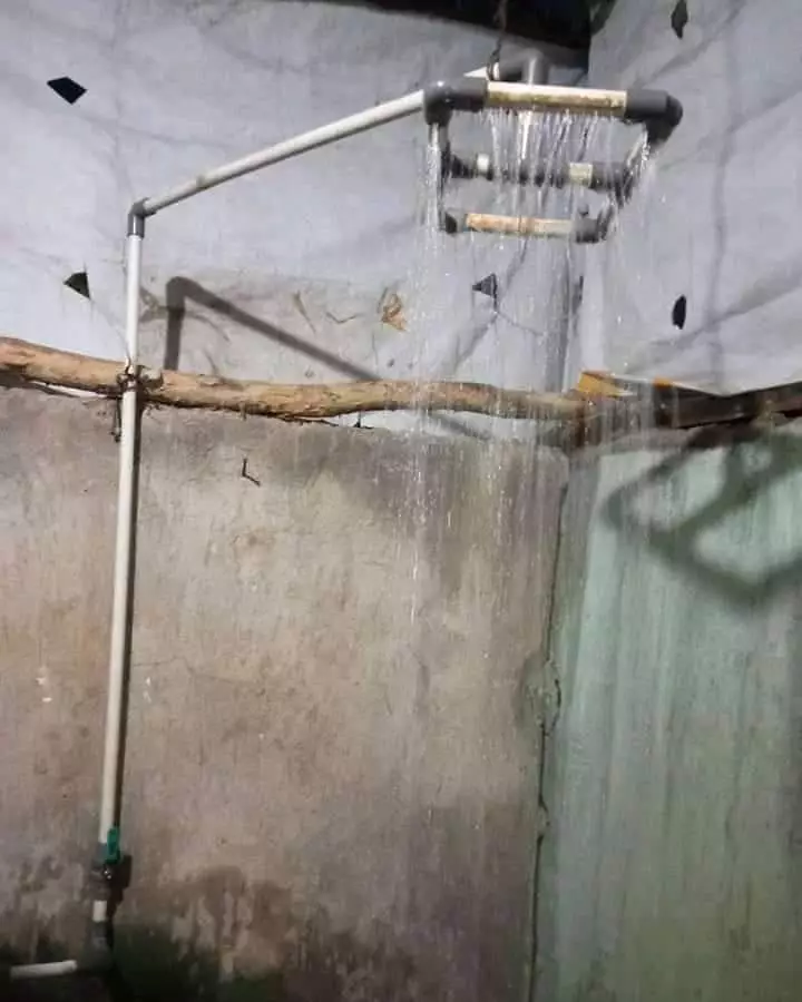 kreasi benda di kamar mandi nyeleneh © 2021 instagram.com kreasi benda di kamar mandi nyeleneh © 2021 instagram.com