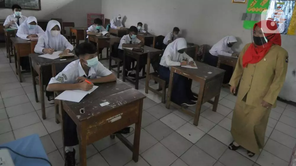 pembelajaran tatap muka terbatas © Berbagai Sumber pembelajaran tatap muka terbatas © Berbagai Sumber