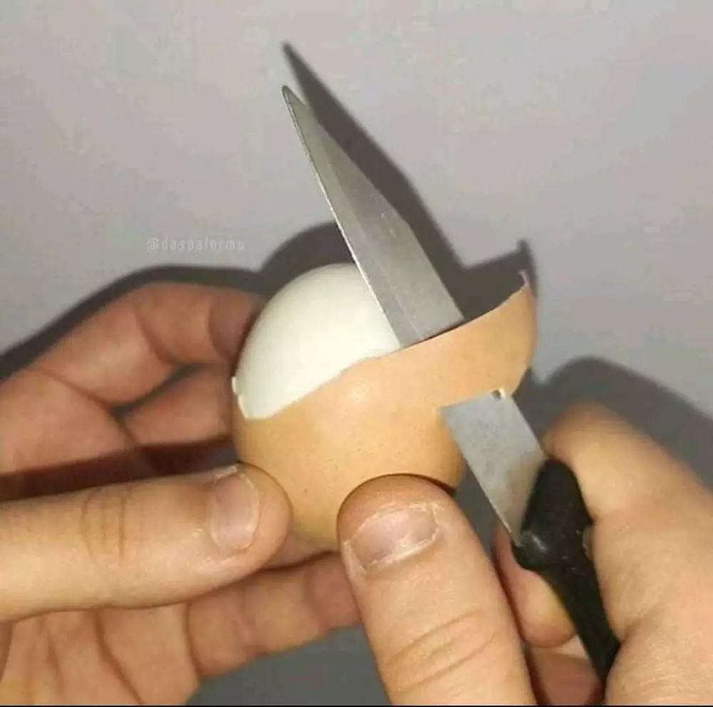 ide kreatif mudahkan pekerjaan absurd © 2021 instagram.com