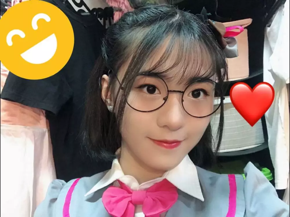 Potret terbaru Celine JKT48 dari berbagai sumber