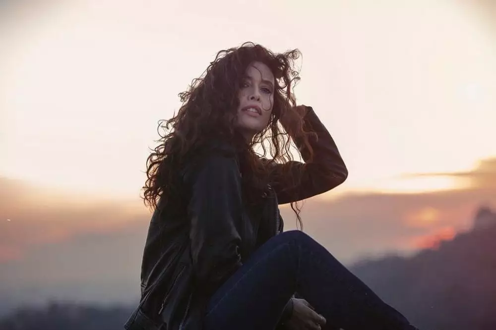 potret terbaru angie cepeda luz maria © instagram