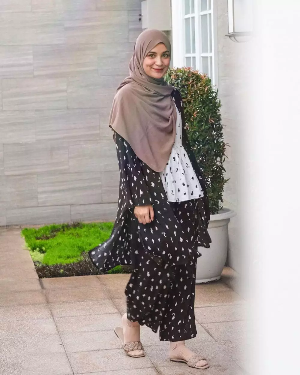 seleb ungkap bayaran jadi pemeran figuran © instagram