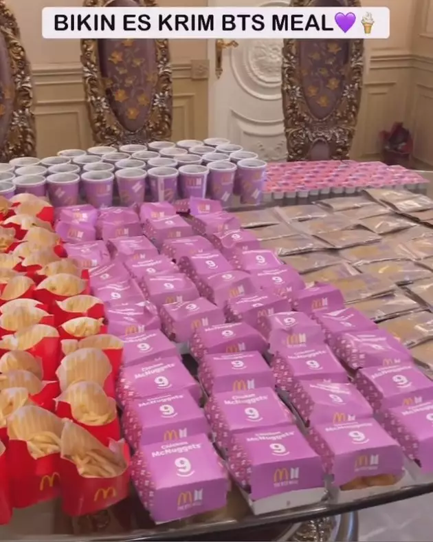 sisca kohl borong menu bts meal Berbagai sumber