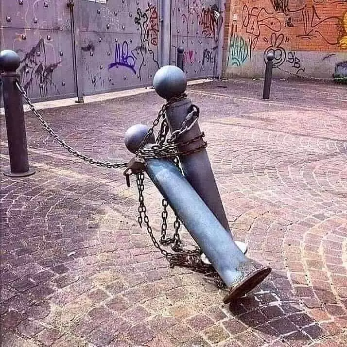 benda menyerupai manusia © 2021 Berbagai sumber