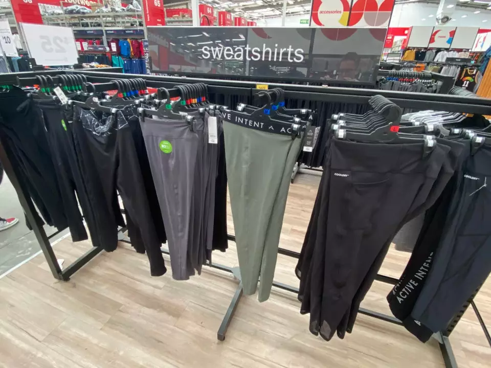 salah display produk © 2021 Berbagai sumber