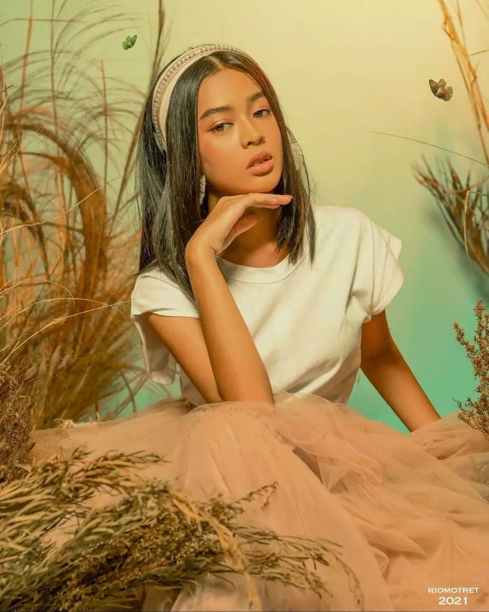 Gaya photoshoot pemain Dari Jendela SMP karya Rio Motret Instagram/@riomotret Gaya photoshoot pemain Dari Jendela SMP karya Rio Motret Instagram/@riomotret