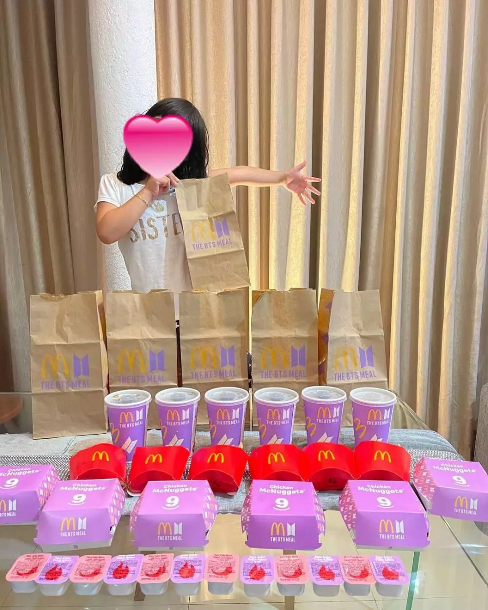 Potret isi BTS meal Instagram