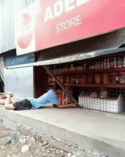 momen lucu belanja di warung © 2021 instagram.com