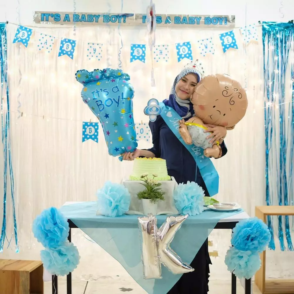 pesinetron rayakan Baby Shower © berbagai sumber pesinetron rayakan Baby Shower © berbagai sumber