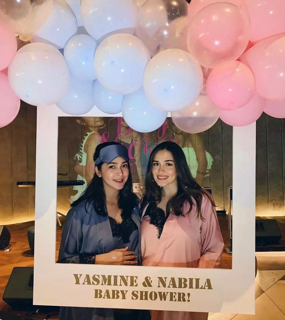 pesinetron rayakan Baby Shower © berbagai sumber pesinetron rayakan Baby Shower © berbagai sumber