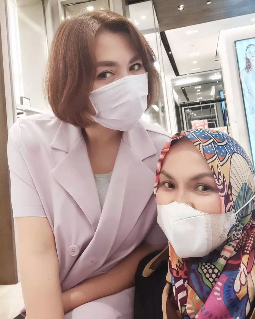 vicky shu rambut pendek © 2021 Instagram