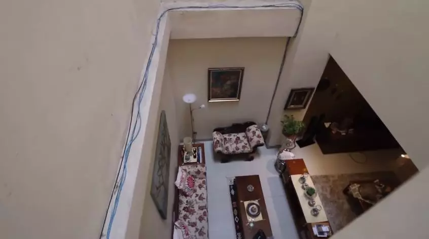 penampakan kos-kosan tya ariestya © YouTube