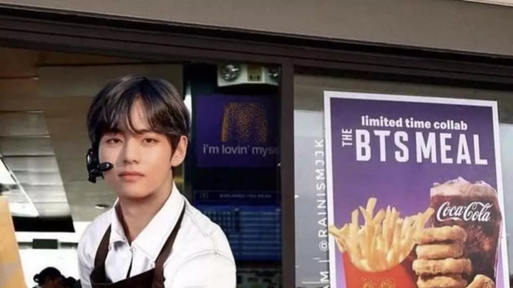 personil bts jadi pelayan berbagai sumber