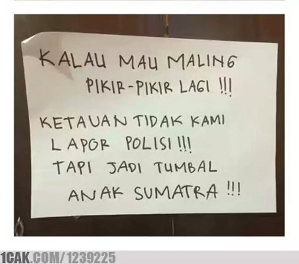 peringatan di depan pintu © 2021 berbagai sumber peringatan di depan pintu © 2021 berbagai sumber