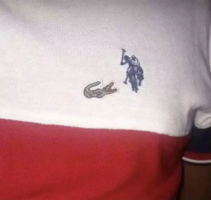 Tulisan lucu mirip brand © boredpanda