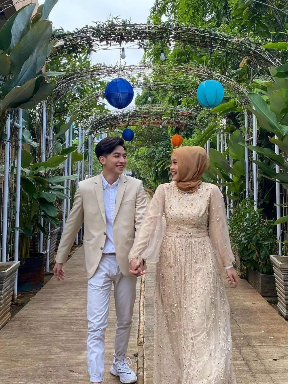 potret putri delina couple dengan kekasih berbagai sumber potret putri delina couple dengan kekasih berbagai sumber