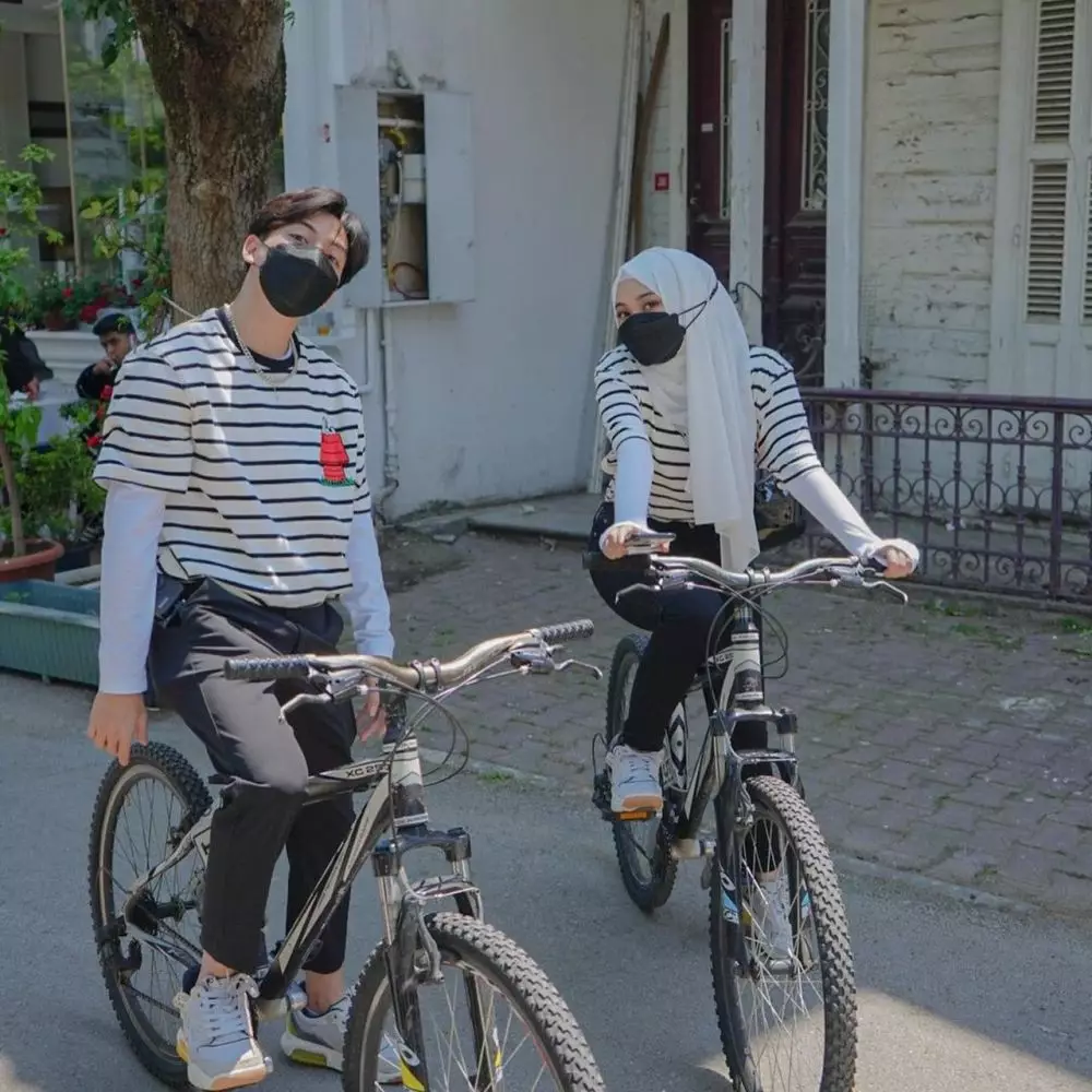 potret putri delina couple dengan kekasih berbagai sumber potret putri delina couple dengan kekasih berbagai sumber