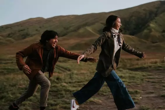 Gaya artis saat ke Bromo © 2021 brilio.net Gaya artis saat ke Bromo © 2021 brilio.net