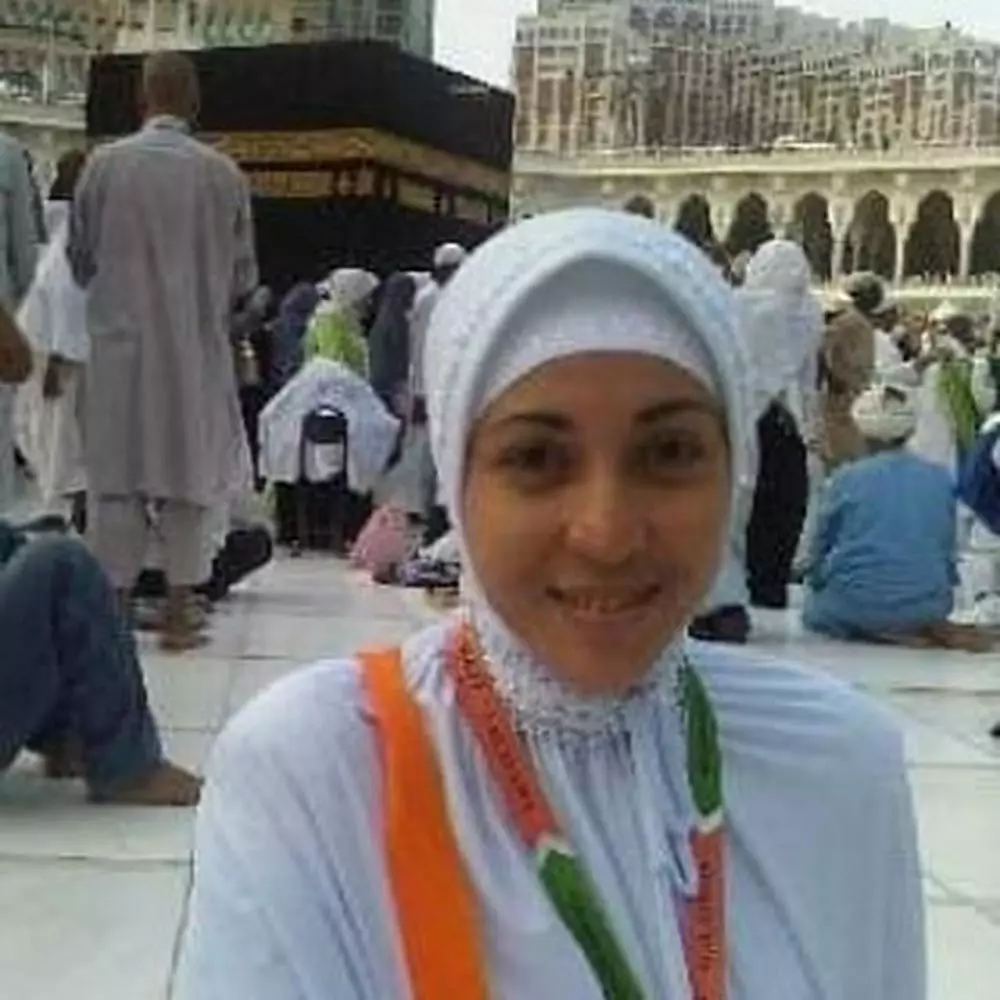 potret lawas devi permatasari berbagai sumber