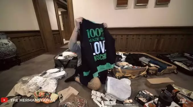 Ashanty buka oleh-oleh dari Turki © 2021 brilio.net