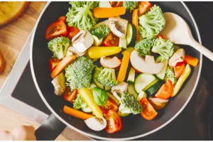 Mengenal 5 teknik menggoreng, pemula wajib tahu