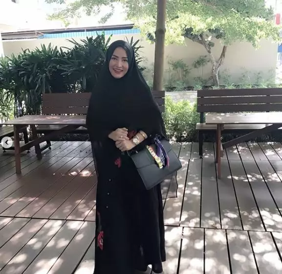 Pesinetron pemilik kos © Instagram