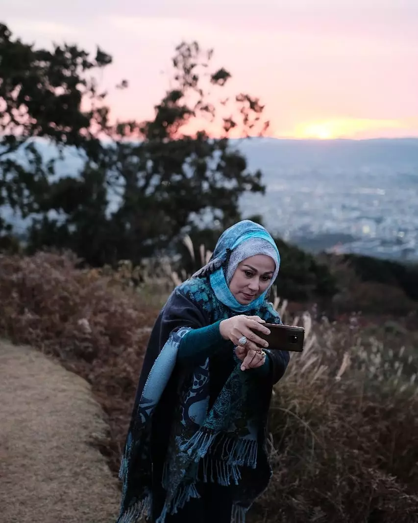 pedangdut mantap pakai hijab © 2021 berbagai sumber