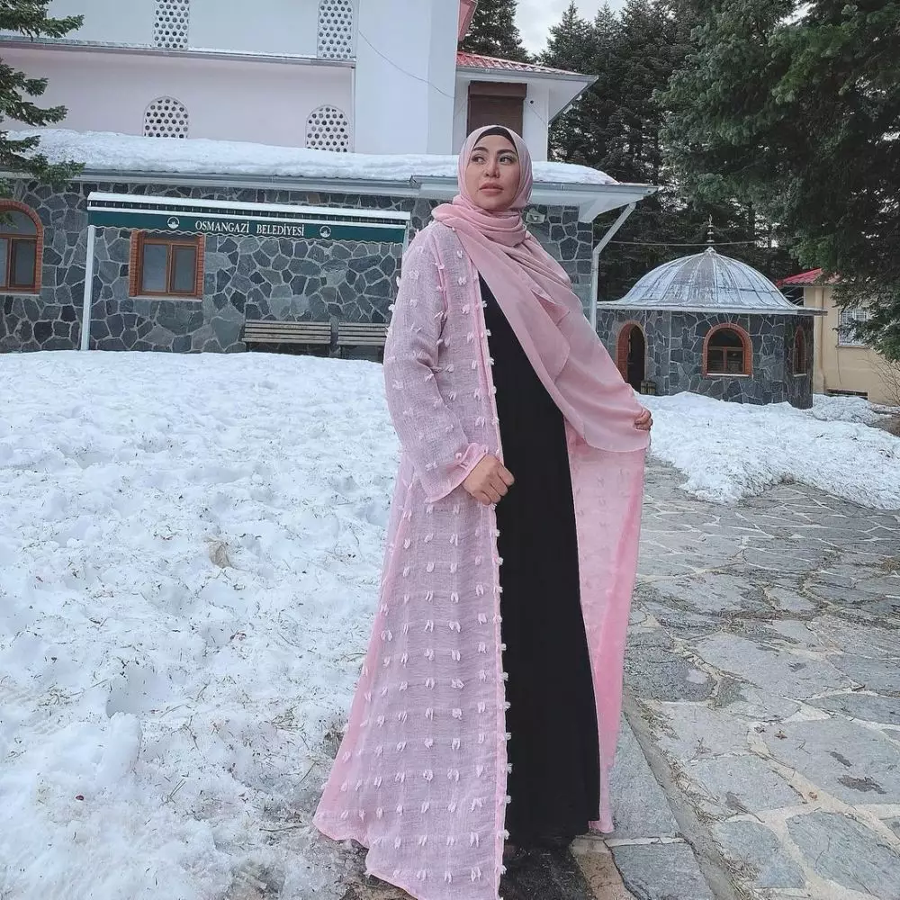 pedangdut mantap pakai hijab © 2021 berbagai sumber