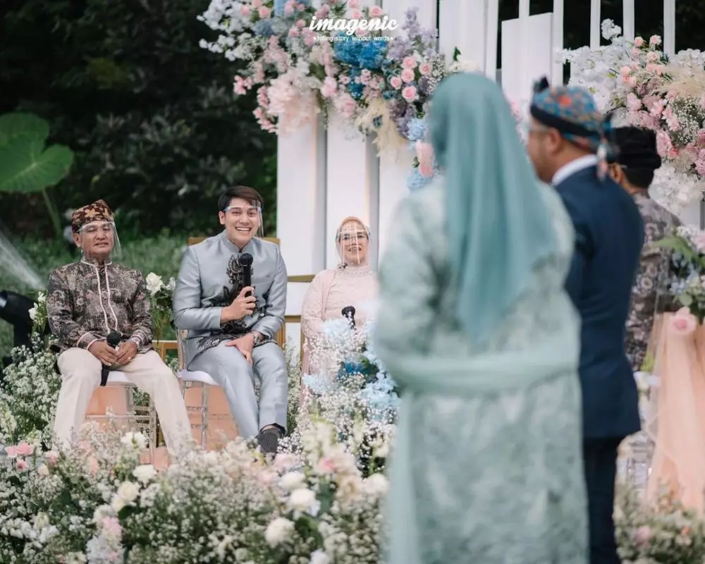 momen lamaran Lesty dan Billar © 2021 brilio.net