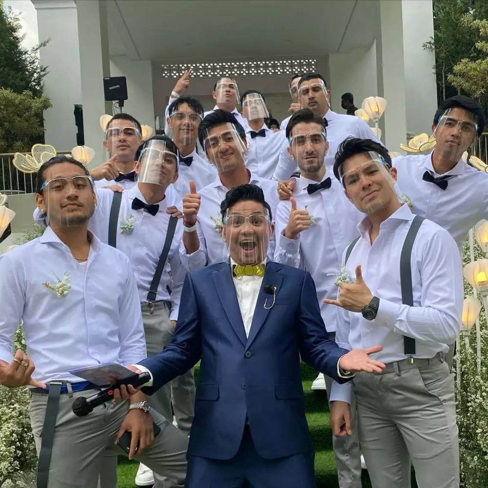 groomsmen dan bridesmaid Rizky Billar-Lesty © 2021 brilio.net