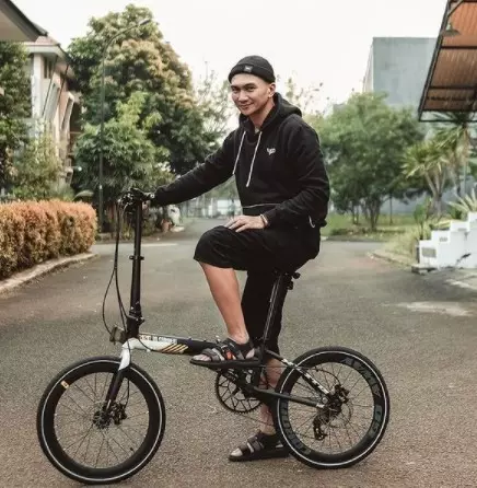 Perjalanan karier Anji © berbagai sumber