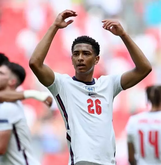 rekor termuda di euro Instagram