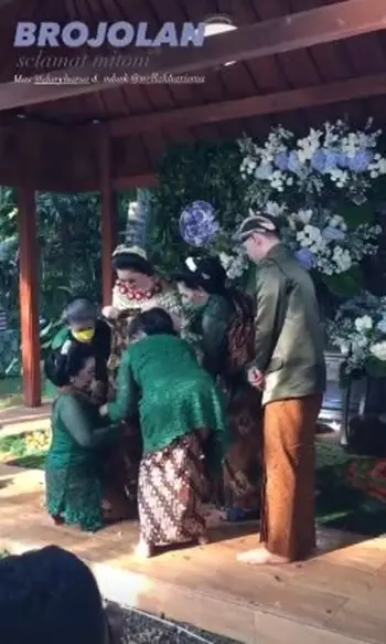 Tingkeban Nella Kharisma © Instagram