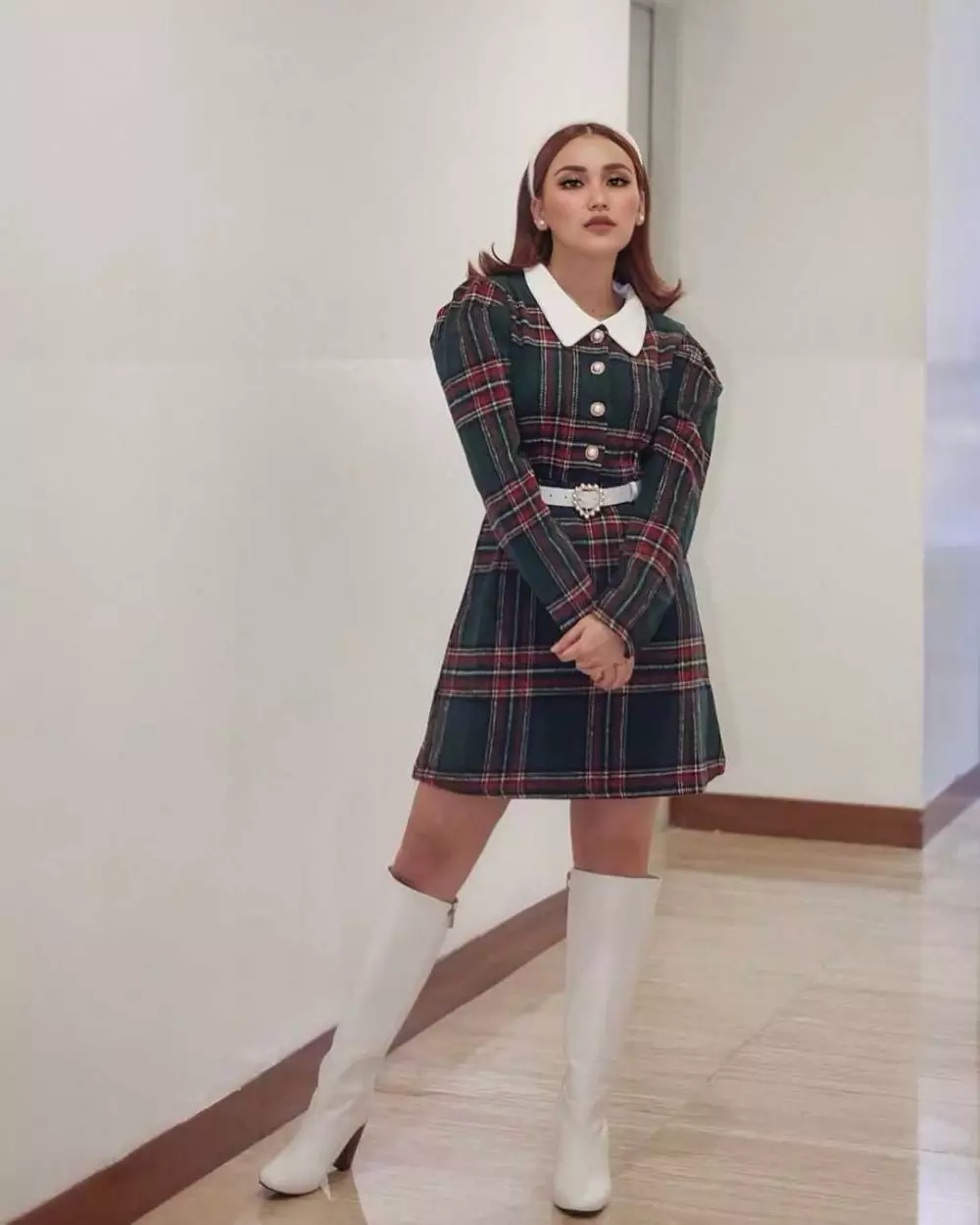 Potret Ayu Ting Ting dengan model rambut yang berbeda Instagram/@ayutingting92 Potret Ayu Ting Ting dengan model rambut yang berbeda Instagram/@ayutingting92