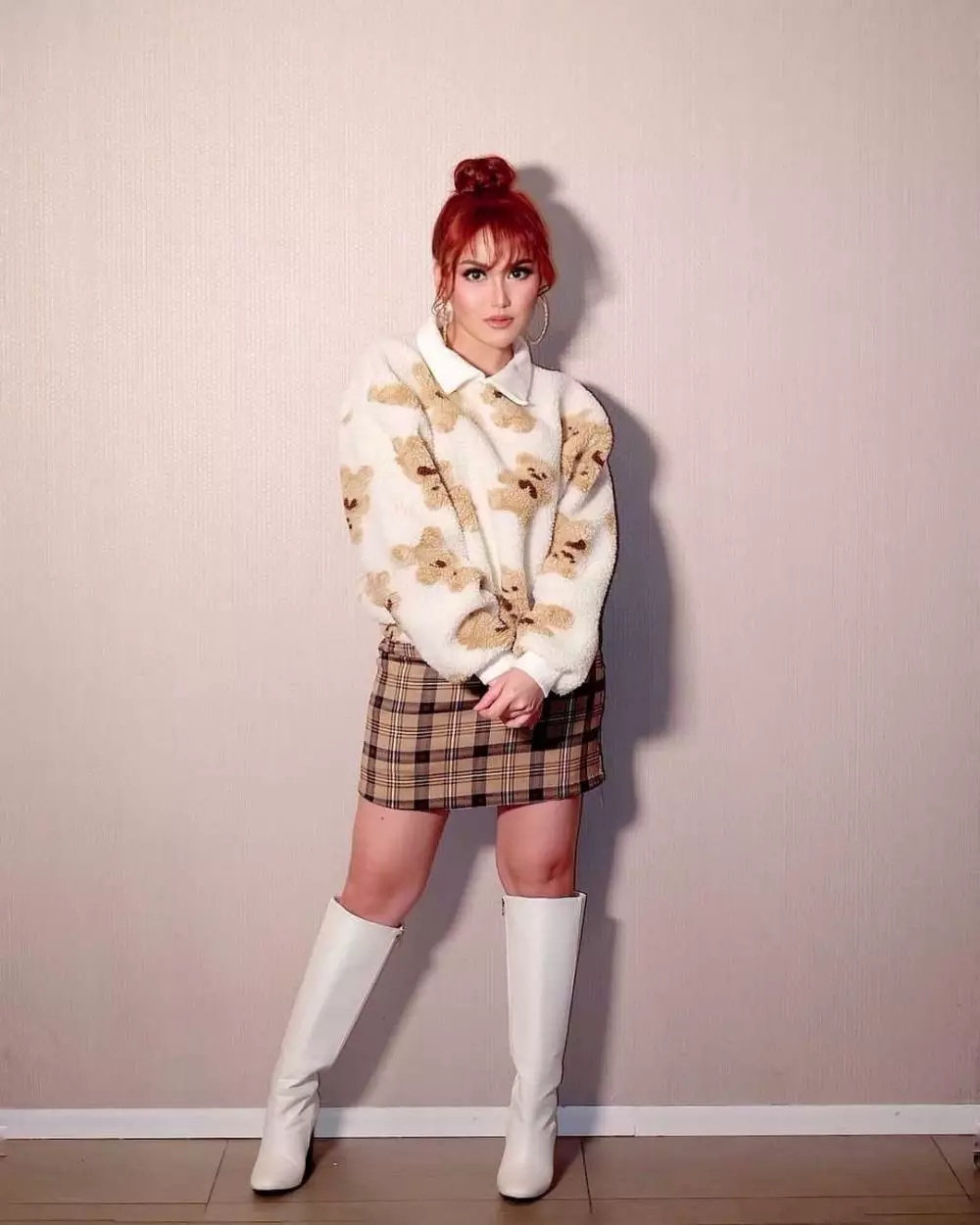 Potret Ayu Ting Ting dengan model rambut yang berbeda Instagram/@ayutingting92 Potret Ayu Ting Ting dengan model rambut yang berbeda Instagram/@ayutingting92