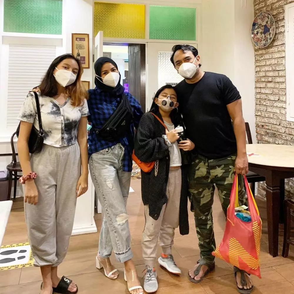 Meisya dan putri sulung © Instagram