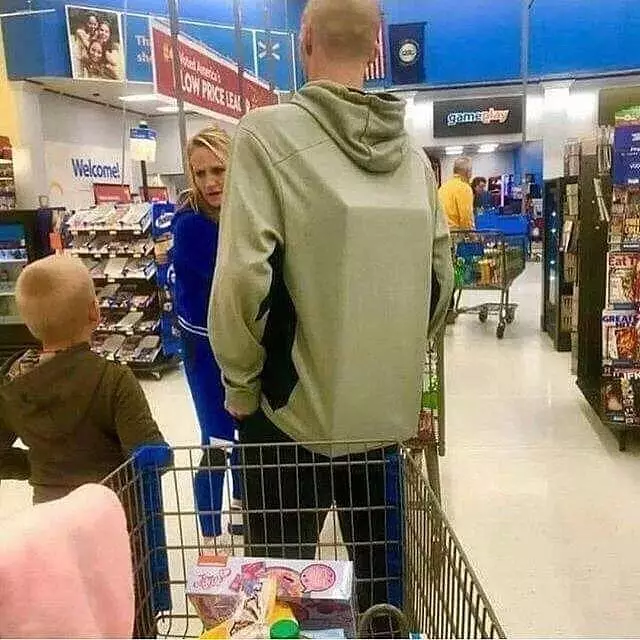 lifehack nyeleneh pakaian © 2021 berbagai sumber