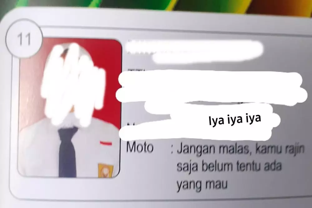 moto absurd buku tahunan © 2021 Twitter moto absurd buku tahunan © 2021 Twitter