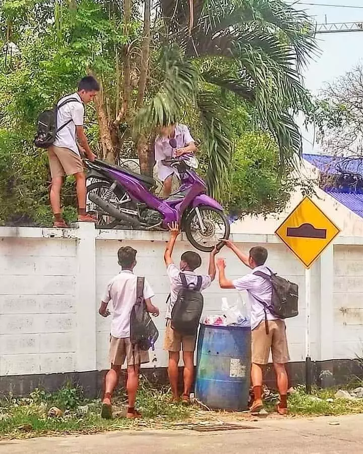 untung ada teman uji kekompakan © 2021 Berbagai sumber