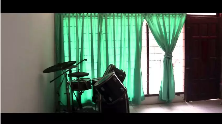 penampakan rumah masa kecil ria ricis © YouTube