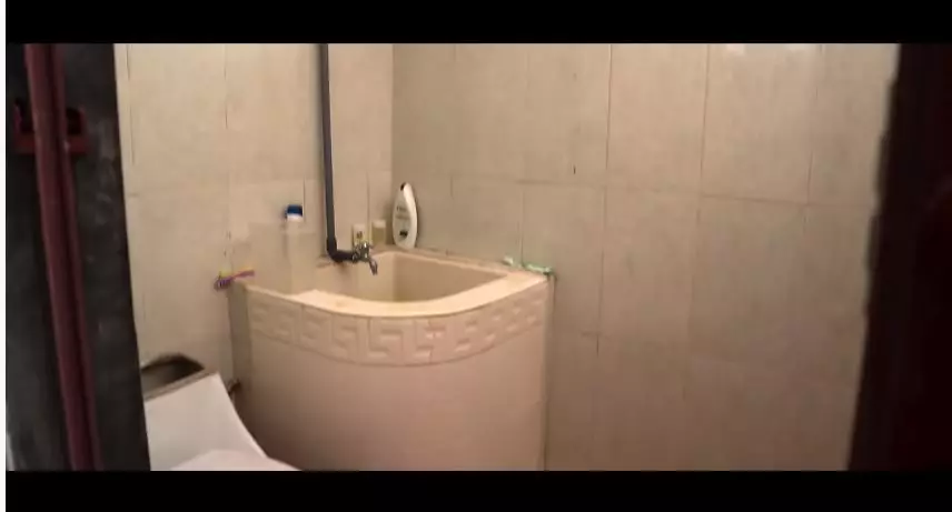 penampakan rumah masa kecil ria ricis © YouTube