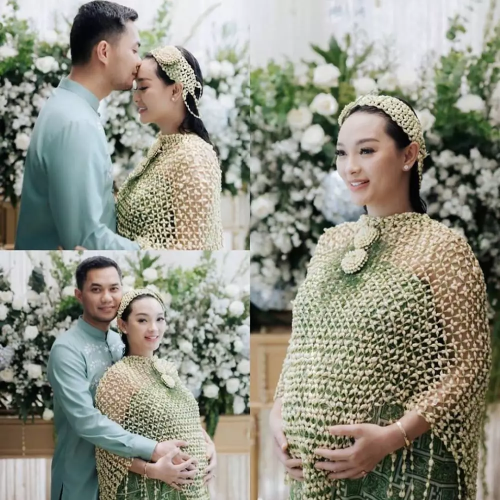 7 bulanan 14 seleb dalam berbagai adat © berbagai sumber