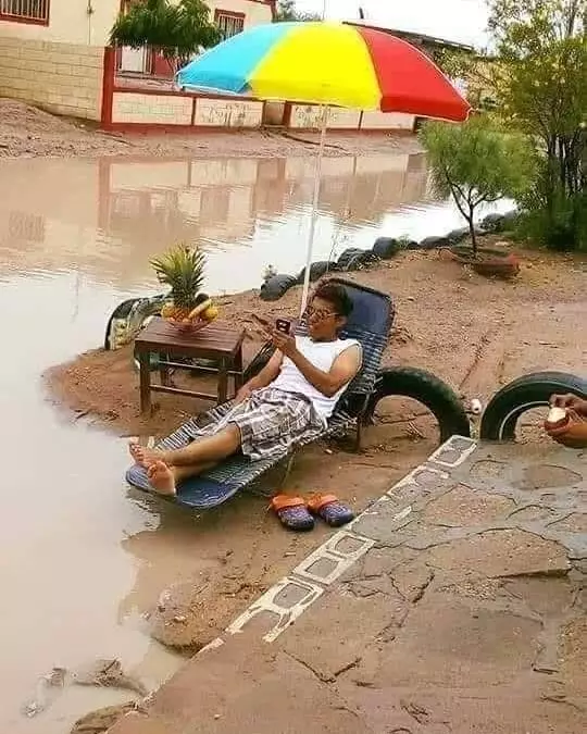 momen lucu orang di sungai © 2021 instagram.com momen lucu orang di sungai © 2021 instagram.com