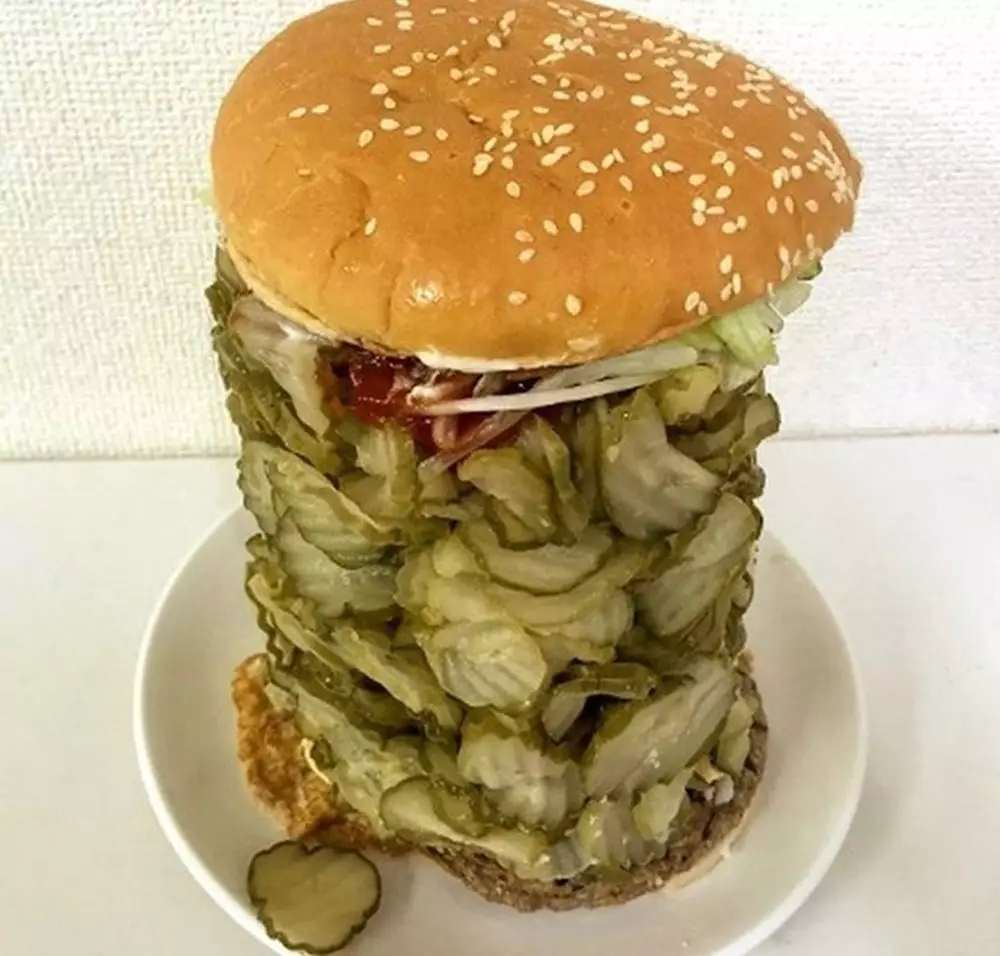 penampakan makanan cepat saji © 2021 Instagram