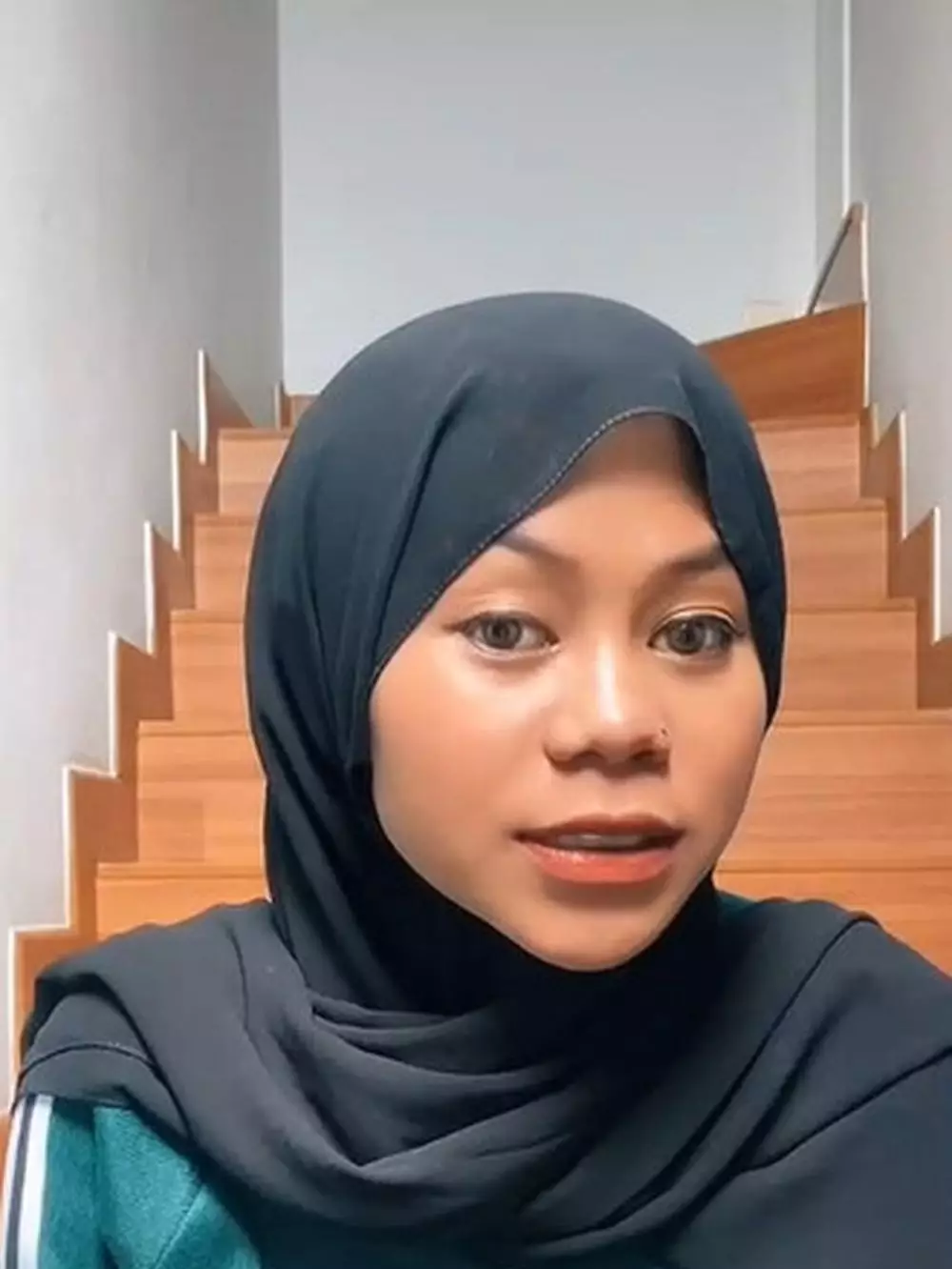 cimoy kini mantap berhijab berbagai sumber