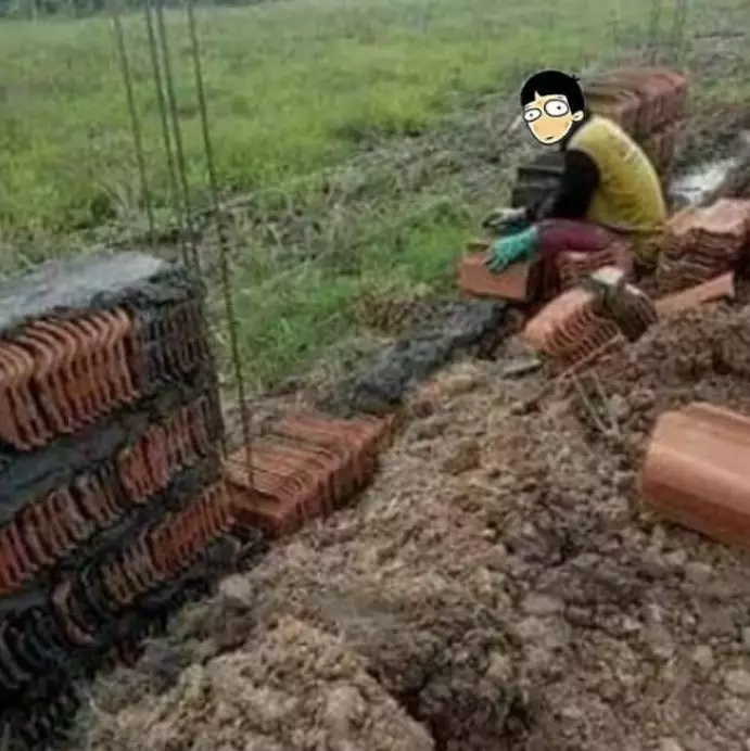 benda dibikin bangunan kreatif © 2021 instagram.com